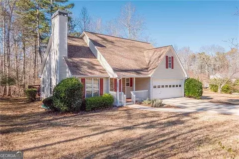 7225 Walnut Mill Lndg, Cumming, GA 30040