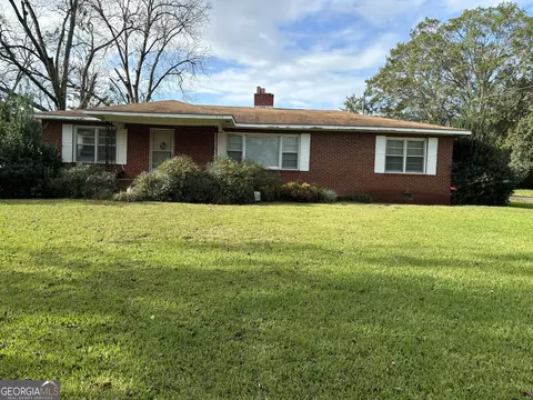 113 Woods Ave, Portal, GA 30450