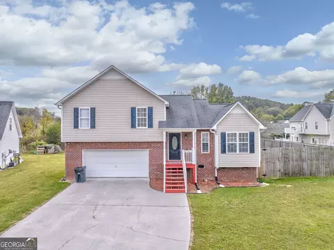 128 Summerfield Ln, Calhoun, GA 30701