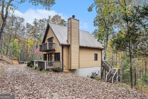 315 Seye Wailo Trl, Clarkesville, GA 30523