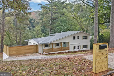 650 Heathmoor Pl, Decatur, GA 30032