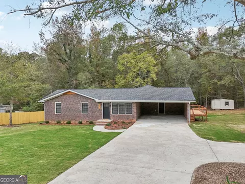 424 W Main St, Rutledge, GA 30663