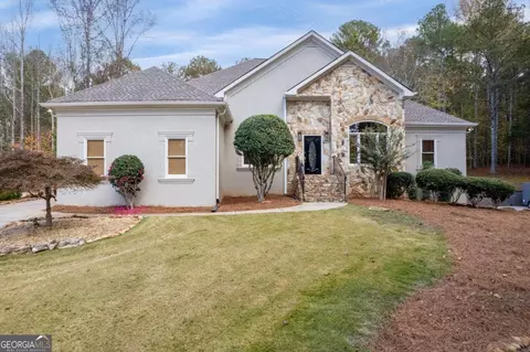 85 Hunters Way, Hoschton, GA 30548