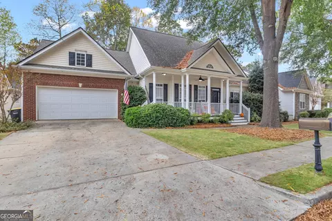 168 Avondale Cir, Newnan, GA 30265