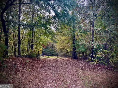 205 Beaver Dam Rd, Toomsboro, GA 31090