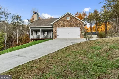 229 Southern Estates Dr, Clarkesville, GA 30523