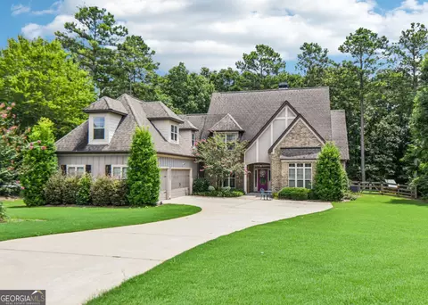 76 Fox Hall Xing W, Senoia, GA 30276