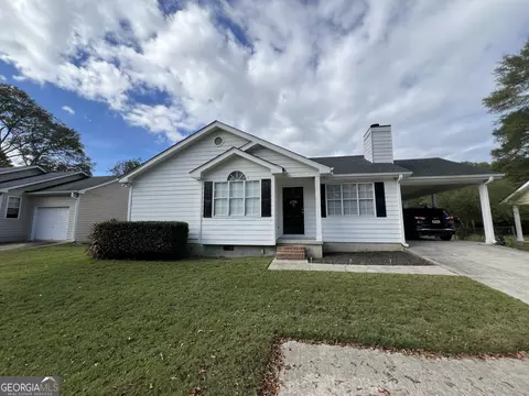 81 Circle Dr, Winder, GA 30680