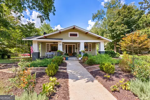 230 Pylant St, Senoia, GA 30276
