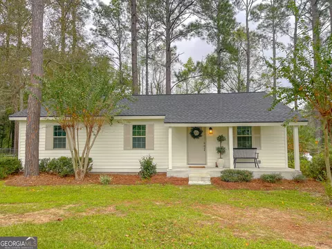9 Holly Cir, Moultrie, GA 31788
