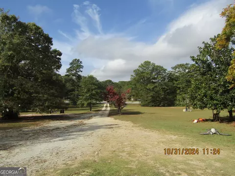 1870 Parker Rd SE, Conyers, GA 30094
