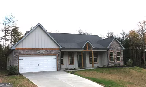 125 Chimney Rdg, Cleveland, GA 30528