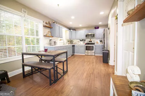 105 Montrose Way, Lagrange, GA 30240 photo 6