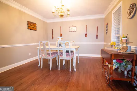 105 Montrose Way, Lagrange, GA 30240 photo 9