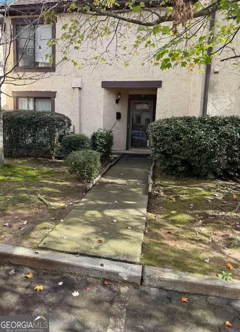 77 Tiburon Ct, Lithonia, GA 30038