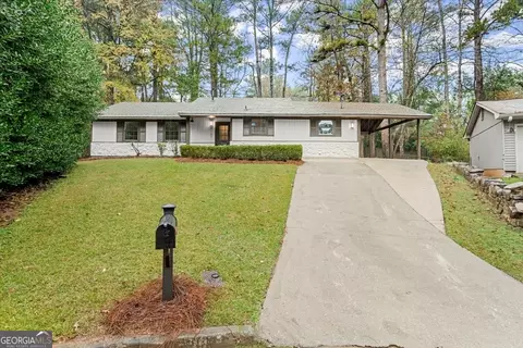 6107 Phillip Ln, Lithonia, GA 30058