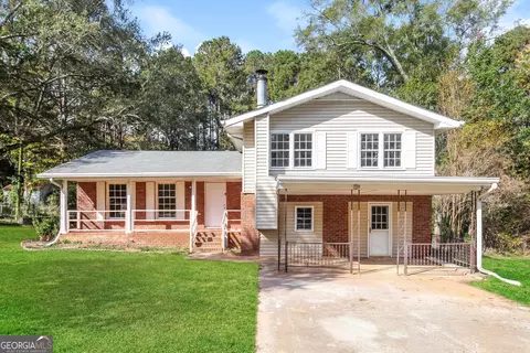 1018 Duke Dr SE, Conyers, GA 30013
