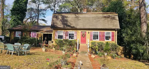 6051 Meadowbrook Dr, Norcross, GA 30093