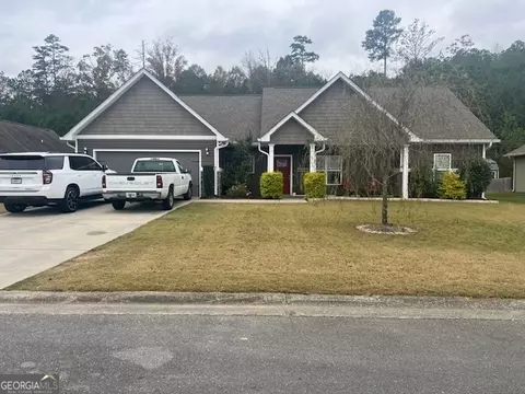 203 Gilmore Cir SW, Calhoun, GA 30701