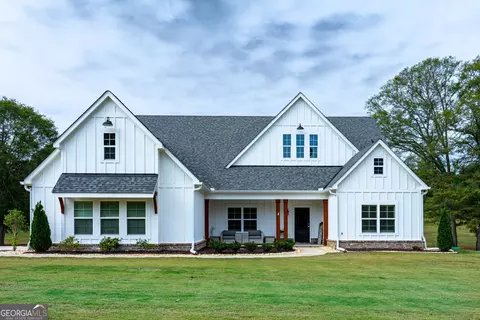 32 Overlook Dr, Pine Mountain, GA 31822