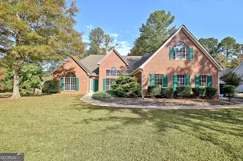 74 Princess Cir, Newnan, GA 30265