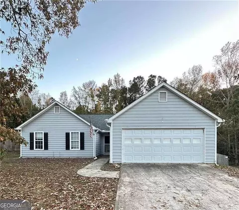 29 Maddox Rd SE, Acworth, GA 30102