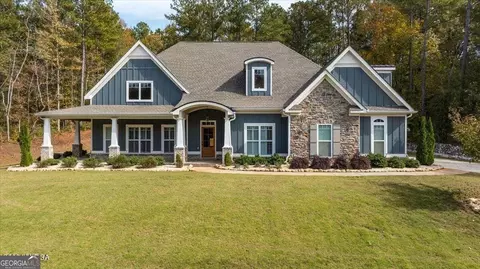 103 Leeland Grove Dr, Forsyth, GA 31029