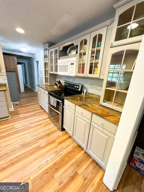 Kitchen - 111 Spring Valley Dr, Lagrange, GA 30240 photo 1 of 2