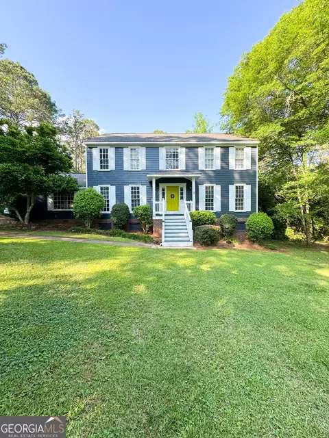 111 Spring Valley Dr, Lagrange, GA 30240