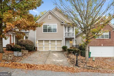 650 Lakes Cir, Lithonia, GA 30058