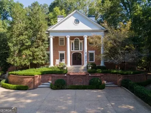 2021 W Wesley Rd, Atlanta, GA 30327