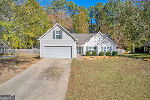 390 Windermere Dr, Loganville, GA 30052