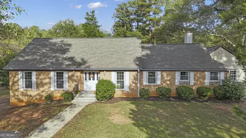 726 Palmetto Tyrone Rd, Sharpsburg, GA 30277