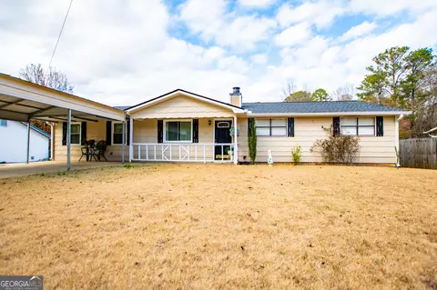 1352 Stewart St, Carrollton, GA 30117