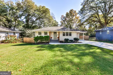 1008 Magnolia Dr SE, Smyrna, GA 30082
