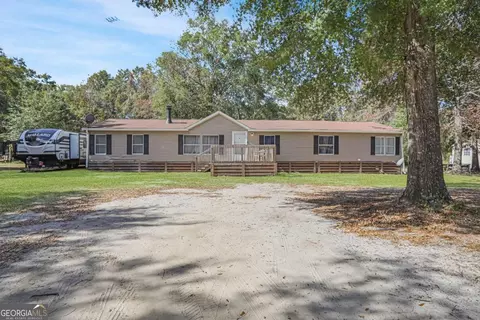 1271 Shrine Club Rd, Jesup, GA 31545