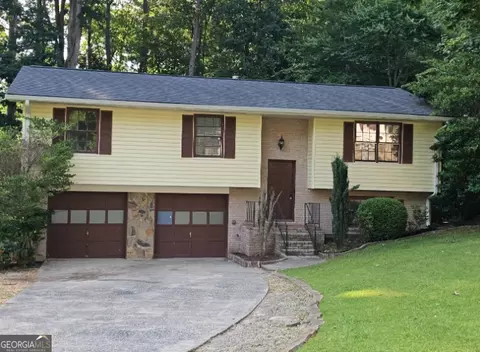 109 Laurel Ct, Peachtree City, GA 30269