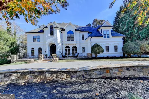 8570 Royal Troon Dr, Duluth, GA 30097