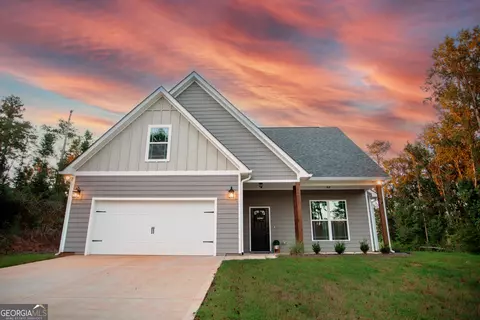 1525 Cabin Creek Trl, Griffin, GA 30223