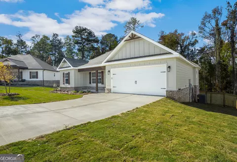 111 Hampton Chase, Perry, GA 31069 photo 3
