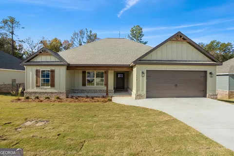 113 Hampton Chase, Perry, GA 31069
