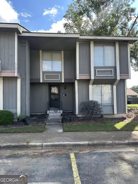 141 Stoneridge Dr, Warner Robins, GA 31088