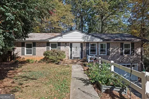 1231 Francine Ct, Decatur, GA 30033