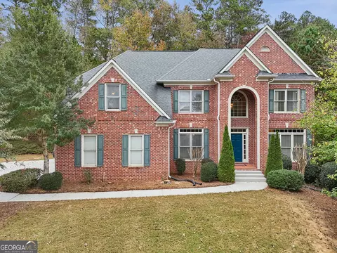 145 Bridgestone Cv, Fayetteville, GA 30215