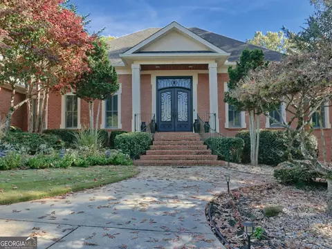624 Champions Dr, Mcdonough, GA 30253