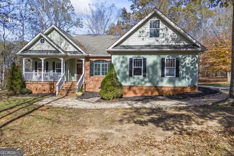 230 Habersham Lakes Rd, Demorest, GA 30535
