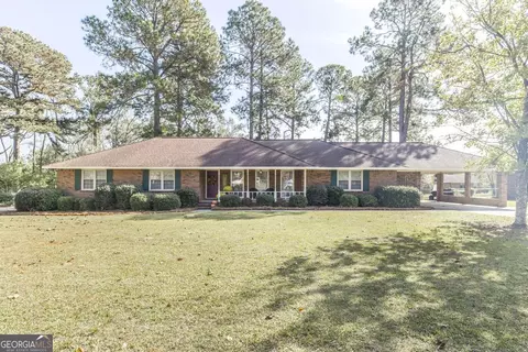 407 Cloverdale Dr, Dublin, GA 31021