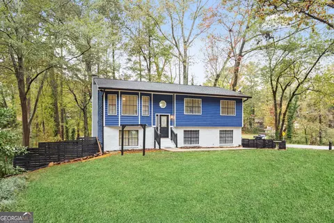 3132 Fireplace Trl, Snellville, GA 30078