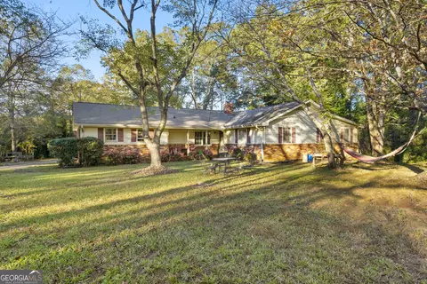 311 Pine Grove Rd, Locust Grove, GA 30248
