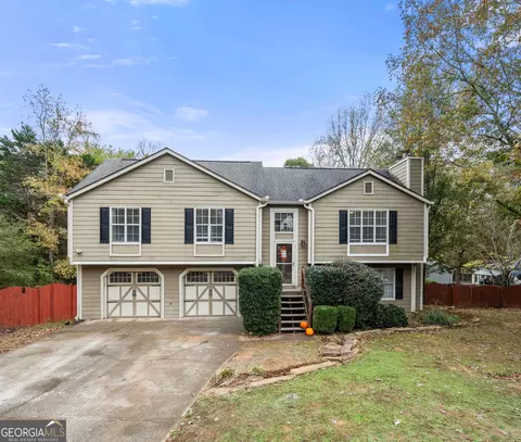 1128 Canvas Back Dr, Woodstock, GA 30189